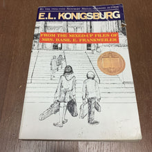 Load image into Gallery viewer, From the Mixed-Up Files of Mrs Basil E Frankweiler (E.L. Konigsburg) -chapter
