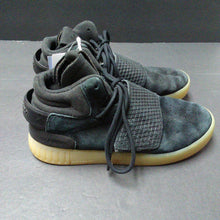 Load image into Gallery viewer, Boy high top sneakers
