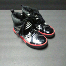 Load image into Gallery viewer, Boy High Top Sneakers Star Wars
