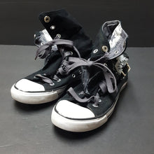 Load image into Gallery viewer, Boy High Top Sneakers
