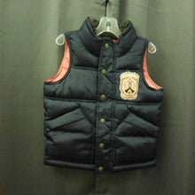 Load image into Gallery viewer, Button &amp; Zip Vest
