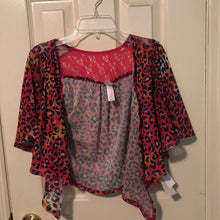 Load image into Gallery viewer, animal print shrug top
