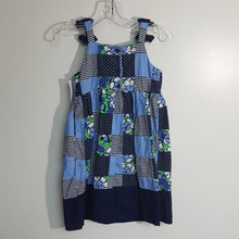 Load image into Gallery viewer, Patch Sleeveless Dress
