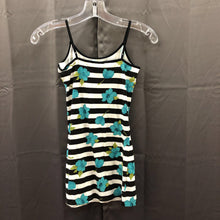 Load image into Gallery viewer, Striped Flower Sleeveless Top
