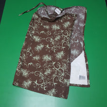 Load image into Gallery viewer, Feather Nursing Cover
