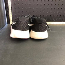 Load image into Gallery viewer, Boy Sneakers
