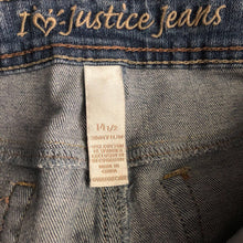Load image into Gallery viewer, Denim Capris
