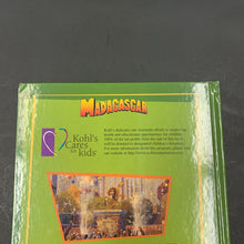 Load image into Gallery viewer, It&#39;s a zoo in here! (Madagascar) (Michael Anthony Steele) -novelization

