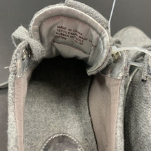 Load image into Gallery viewer, girls sneakers
