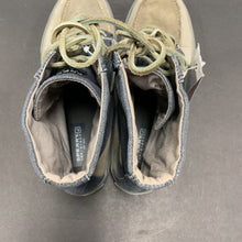 Load image into Gallery viewer, boys shoes
