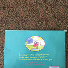 Load image into Gallery viewer, The Eensy-Weensy Spider (Mary Ann Hoberman) -paperback
