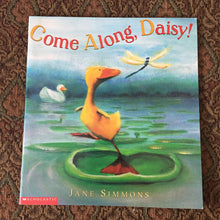 Load image into Gallery viewer, Come Along Daisy (Jane Simmons) -paperback
