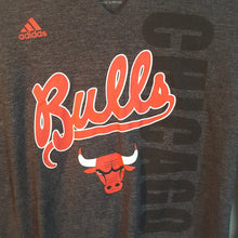 Load image into Gallery viewer, Chicago Bulls Hooded Top
