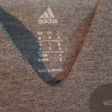 Load image into Gallery viewer, Chicago Bulls Hooded Top
