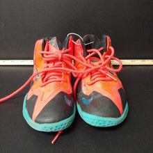Load image into Gallery viewer, girls high top sneakers
