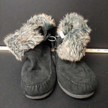 Load image into Gallery viewer, Girl suede furry boots
