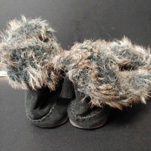 Load image into Gallery viewer, Girl suede furry boots
