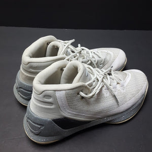 boys curry 3 sneakers