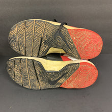 Load image into Gallery viewer, Boy Sneakers
