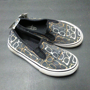 Girl Glasses Sneakers