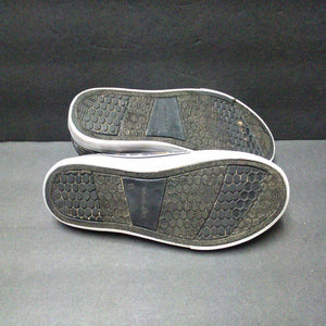 Girl Glasses Sneakers
