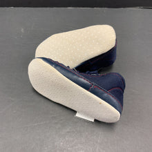 Load image into Gallery viewer, boys crib shoes 24M
