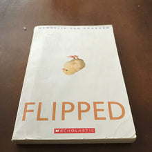 Load image into Gallery viewer, Flipped (Wendelin Van Draanen) -chapter
