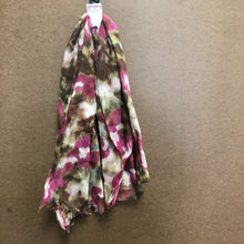Load image into Gallery viewer, Pattern Scarf
