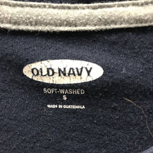 Load image into Gallery viewer, "old navy" print top
