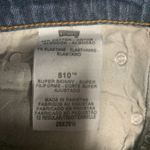 Load image into Gallery viewer, denim shorts
