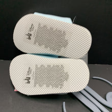 Load image into Gallery viewer, mickey mouse sandals(new) 12/18M

