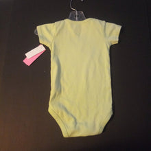Load image into Gallery viewer, &quot;too cute&quot; star onesie
