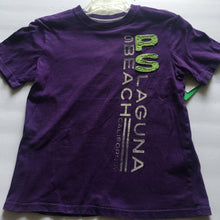 Load image into Gallery viewer, t-shirt
