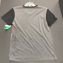 Load image into Gallery viewer, striped t-shirt
