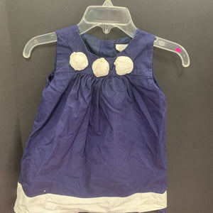 sleeveless dress