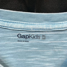Load image into Gallery viewer, striped t-shirt
