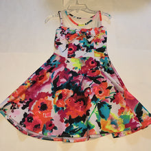 Load image into Gallery viewer, Flower Dress
