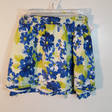 Load image into Gallery viewer, Flower Skirt
