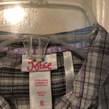 Load image into Gallery viewer, Plaid button down top
