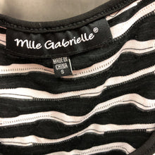 Load image into Gallery viewer, Striped Dress
