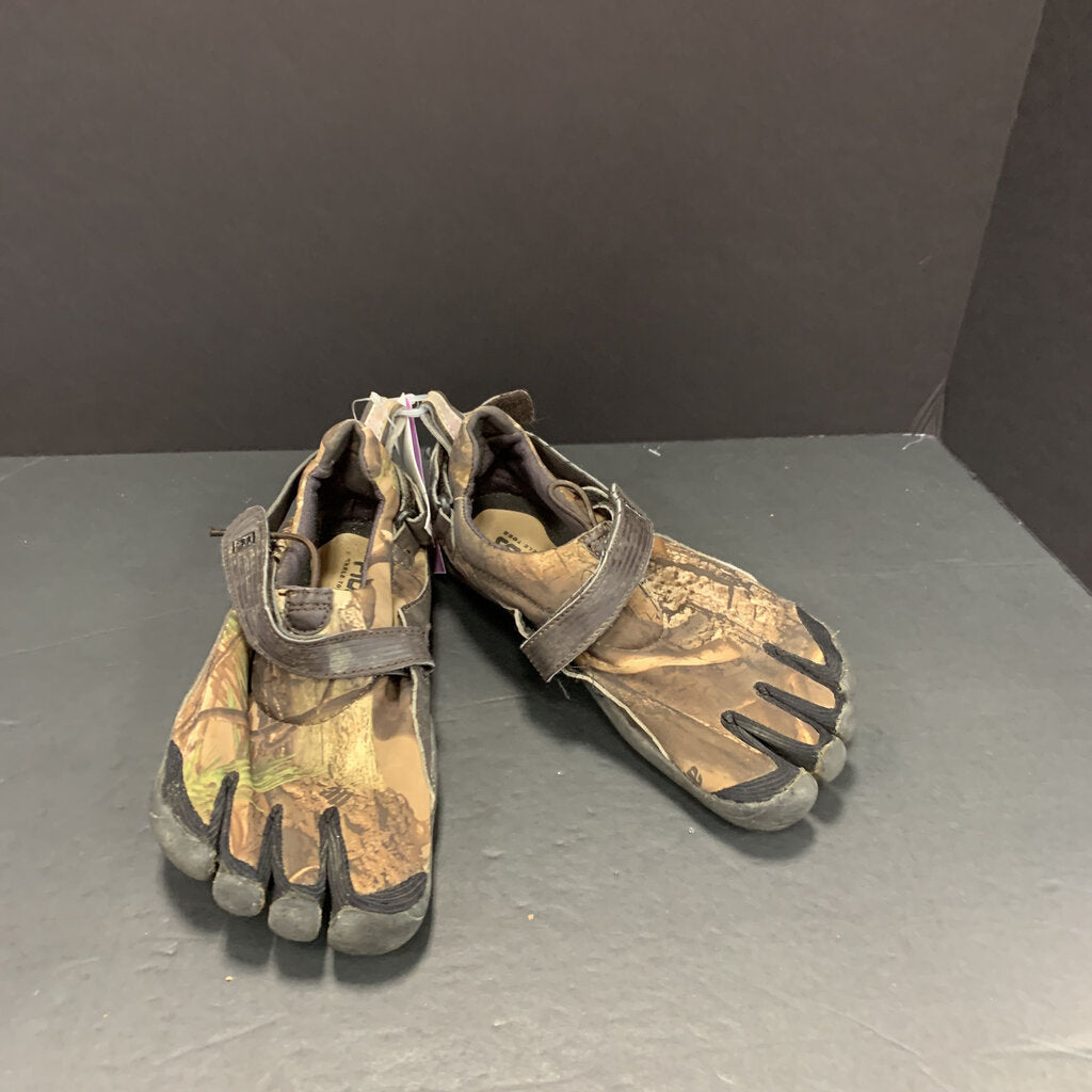 skele-toes shoes