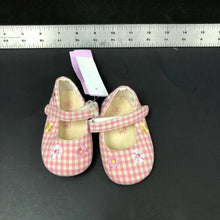 Load image into Gallery viewer, Girl flower shoes
