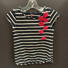 Load image into Gallery viewer, striped flower top
