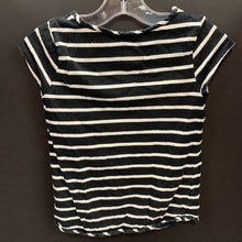 Load image into Gallery viewer, striped flower top
