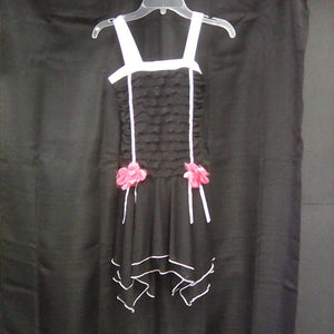 sleeveless dress