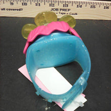 Load image into Gallery viewer, light up flower bracelet
