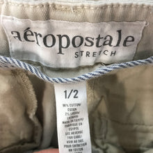 Load image into Gallery viewer, khaki shorts
