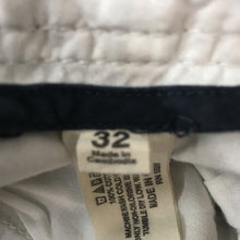 Load image into Gallery viewer, striped shorts
