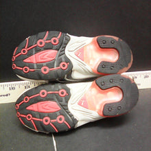 Load image into Gallery viewer, Boys puma cell sneakers
