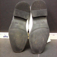 Load image into Gallery viewer, boys dress shoes

